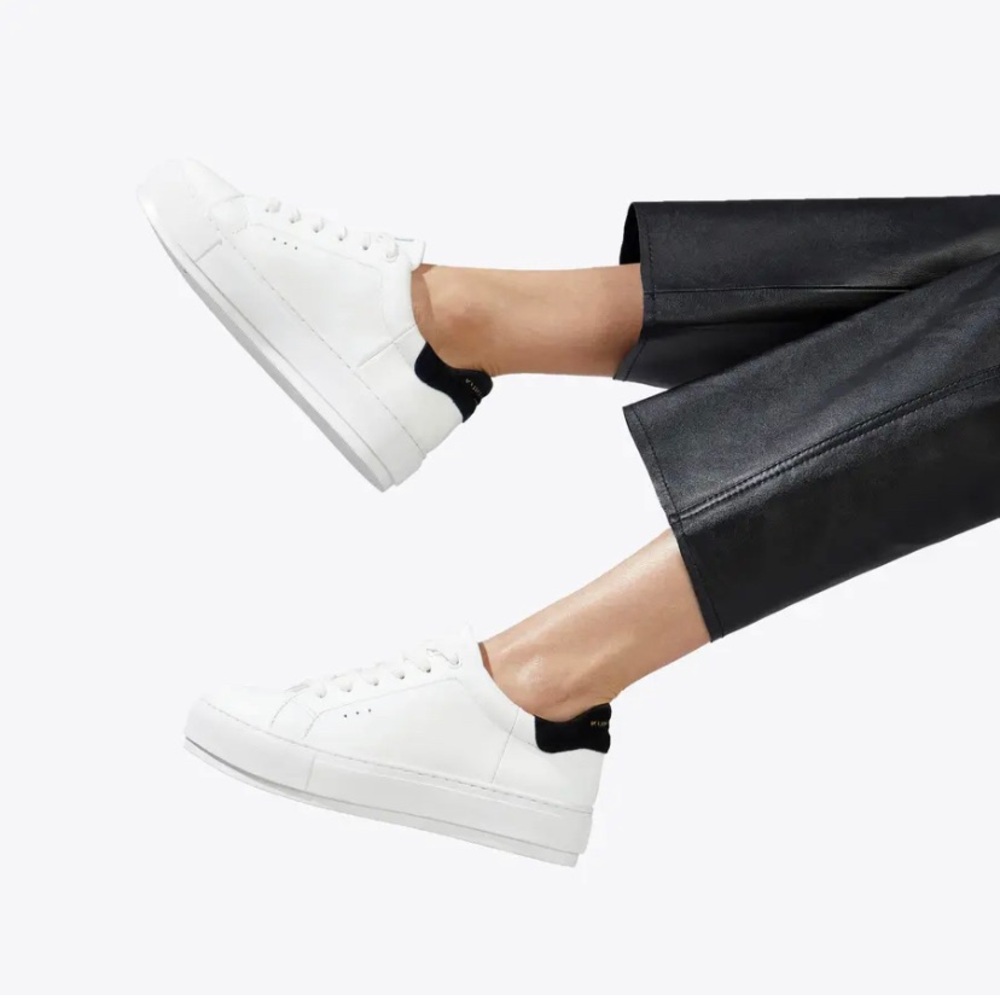 KURT GEIGER LONDON- LANEY SNEAKER
Women’s size 7.5